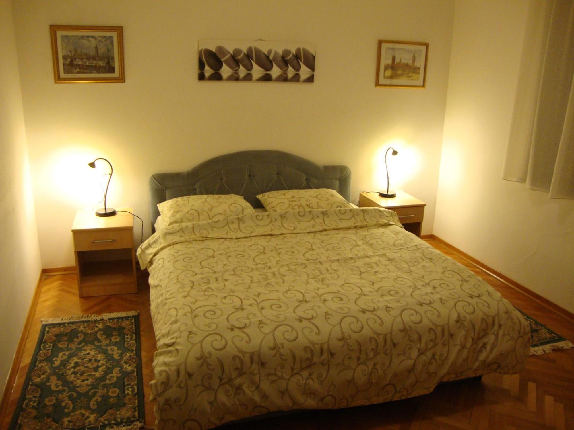 Centre Point Apartment Podgorica Bilik gambar