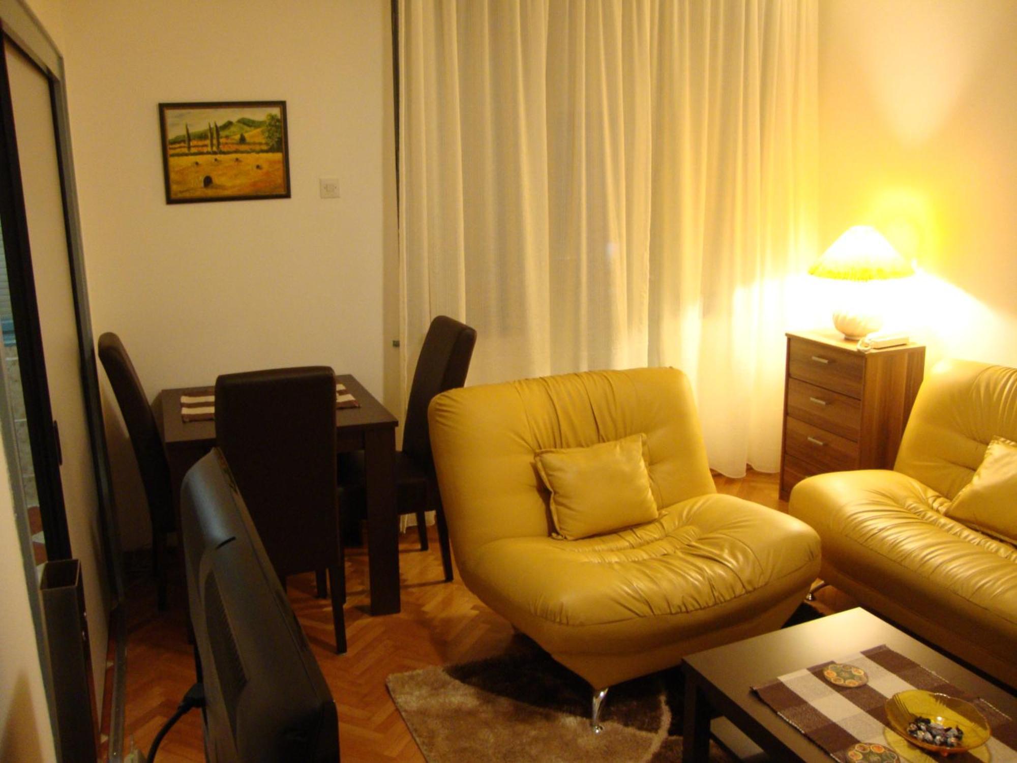 Centre Point Apartment Podgorica Bilik gambar